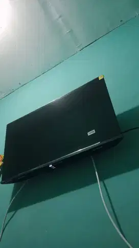 Di Jual Cepat TV TOSHIBA 32 INCH ANDROID + BRACKET