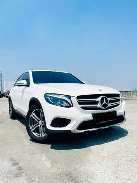 MERCEDES BENZ GLC 250. 2017. AT PUTIH