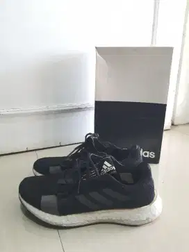 FS Adidas Sense boost size 40