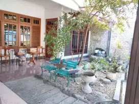 Rumah Klampis Semolo Timur STRATEGIS, FURNITURE, AC, FULL JATI