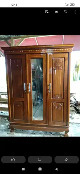 Lemari pakaian jati jumbo full tengah kaca