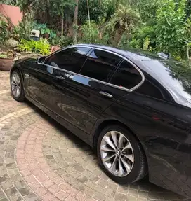 Jual BMW 520i A/T 2017 Bensin