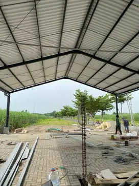 Kanopi parkiran rangka besi unp / cnp atap rooftop double layer