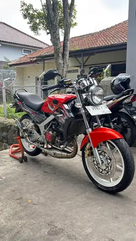 NINJA R 2013 ISTIMEWA