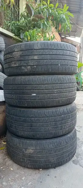 275/50 R21 Dunlop copotan lexus
