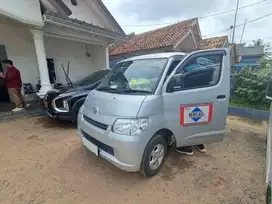 [OLXmobbi] DAIHATSU GRANMAX 1.3 MB D FACE TO FACE MANUAL 2024