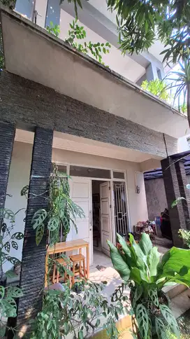 Jual cepat 500 m ke pasar modern bintaro luas 200 m harga nego