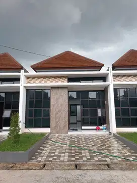 Rumah siap huni luas 90 di cipadu larangan free biaya