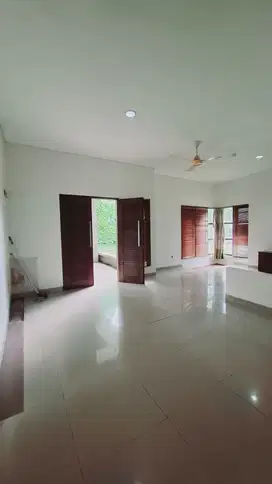DIJUAL RUMAH POSISI HOOK RANGKA BAJA RINGAN KOTA WISATA CIBUBUR BOGOR