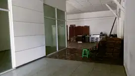 Jual Tempat Usaha Raya Pandegiling Surabaya