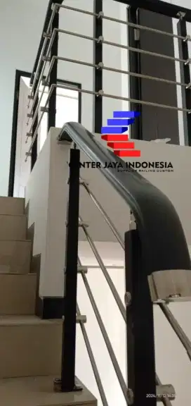 Railing Coating Hitam Model Jari Jari