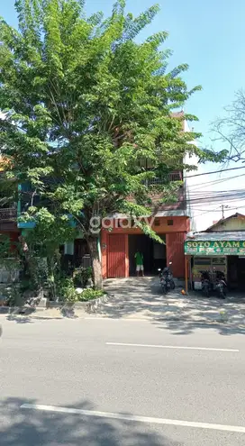 Ruko strategis ditengah kota daerah ir.Soekarno Surabaya Timur