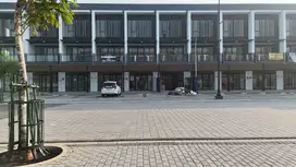 DISEWAKAN RUKO 3 LANTAI – HAMPTON AVENUE PARAMOUNT SERPONG