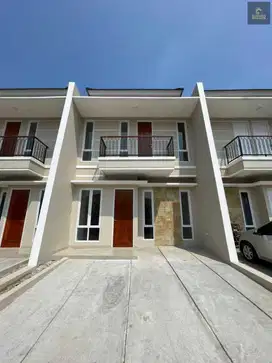 RUMAH 2 LANTAI DEPLU PONDOK AREN