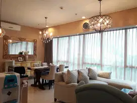 Dijual Apartement Setiabudi Sky Garden 3+1BR Full Furnish