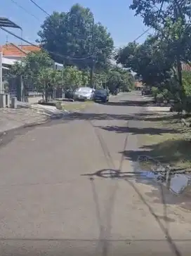 8.7jt/mtr Manyar Rejo row jalan 3 mobil