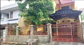 S570 Rumah 200 m2 Murah di Billymoon Pondok Kelapa Jakarta Timur