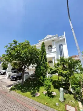 Dijual Murah Rumah Full Furnish VBR 3 Pakuwon Indah dekat Pakuwon Mall
