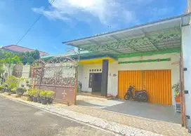 Rumah full furnished cantik di Sendangmulyo Tembalang Semarang