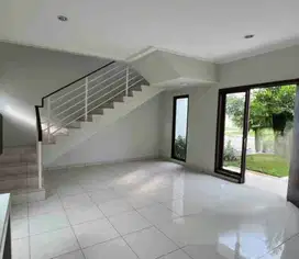 Rumah Summarecon Karawang Timur no.7 /AB