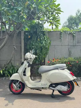 VESPA GTS 150 2024 KEYLESS