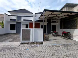 Rumah di dolog, 3 menit Swalayan aneka jaya Wolter monginsidi