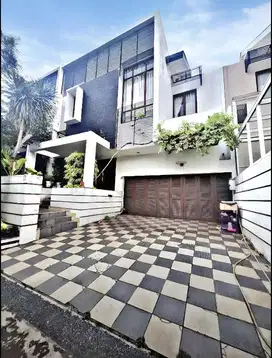 H07 Rumah Mewah 210 m Townhouse Billymoon Pondok Kelapa Jakarta Timur
