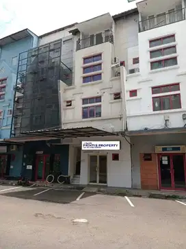 DiJual Ruko 4 Lantai Lokasi Strategis di Tanjung Barat Mas Raya Jaksel
