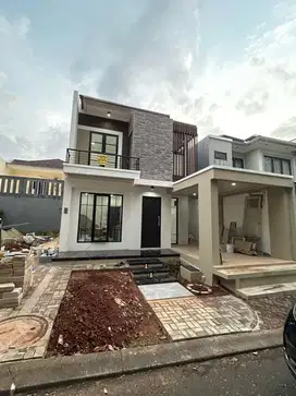 Jual rumah on progress renovation di kota wisata