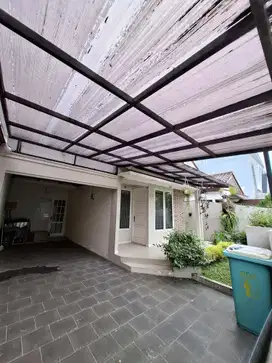 Di jual rumah Asri Cantik  Siap Huni baru di renovasi di Jln. Kutilang