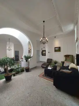Jual Rumah CANTIK Ala EROPA di sayap Gegerkalong Polban Bandung