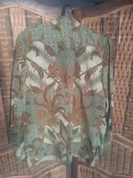 Dijual cepat dua buah baju batik dewasa