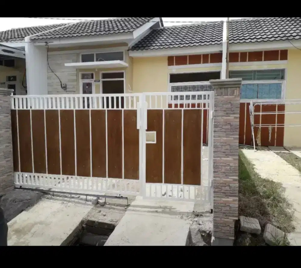 Pintu pagar listplank