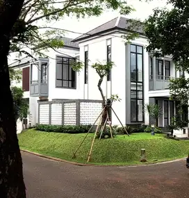 Rumah Baru Mewah Lokasi Asri Delatinos BSD City