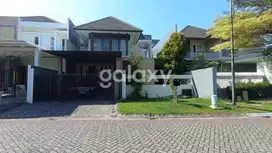 RUMAH MODERN MINIMALIS GRAHA FAMILI FAMILY CLUSTER DEPAN