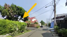 Tanah Hoek . Perumahan Serua Ciputat . Murah