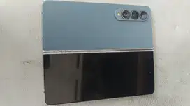 Samsung Fold 4 Minus