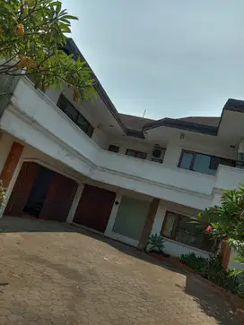 disewa rumah pejaten barat