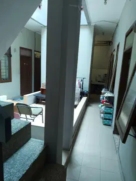 Dijual Kost Aktif Super Strategis Daerah Jl Emung Burangrang Bandung