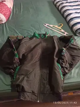 Jacket berkuda tahan air