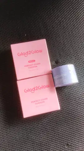 Glad 2 glow cussion dan moist