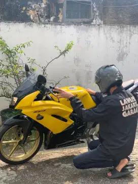Kawasaki ninja 2013 kuning