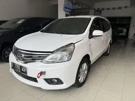 Low KM 31Rb - Nissan Grand livina 1.5 XV Facelift Bensin-MT 2015