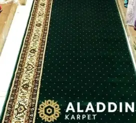 Karpet masjid tebal