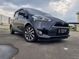 Toyota Sienta 1500cc type V Matic th 2016,,irit/stylish/kekinian gan!!