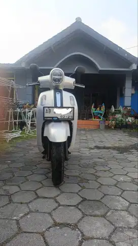 FAZZIO Putih Mutiara Keyless Tahun 2024 ISTIMEWA