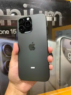 iPhone 16 Pro Max 255GB Garansi Resmi iBox 17 Mei 2026 Black BH 100%