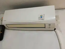 Jual ac daikin 3/4. Jual cepat