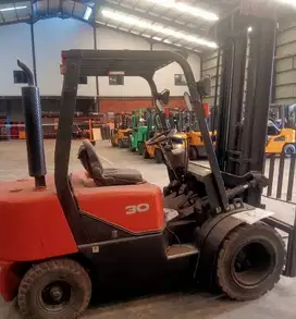 Dijual Forklifts Doosan FD30