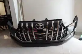 Bemper plus grill toyota innova